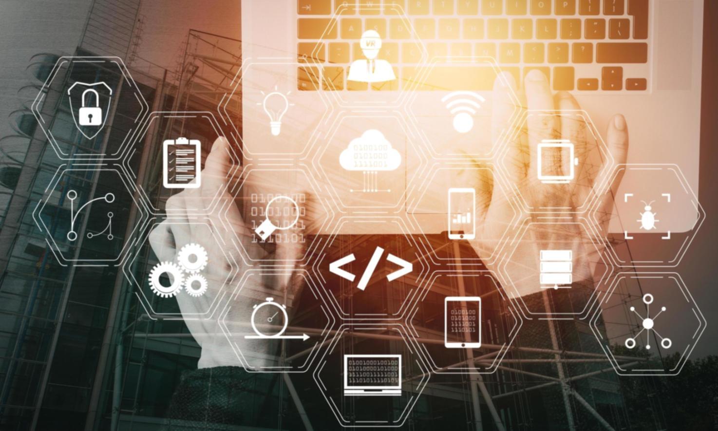 Environnement d'apprentissage en ligne axé sur les applications mobiles avec IA